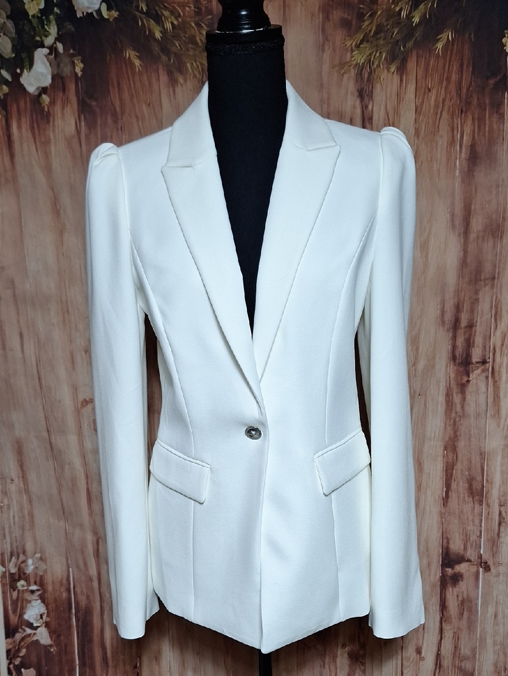 White House Black Market  Single-Button White Tailored Blazer